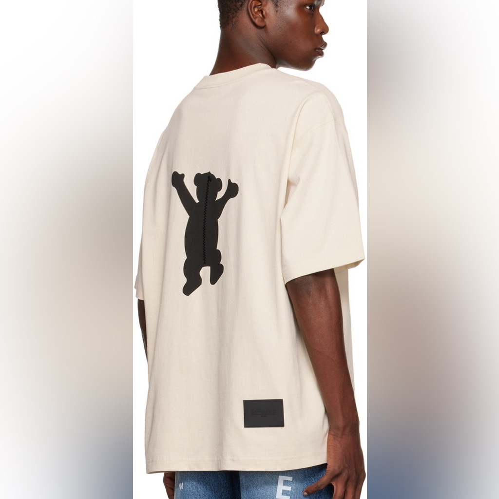 We11done Beige Teddy T-Shirt . Cream T-Shirt With Black Bear Graphic